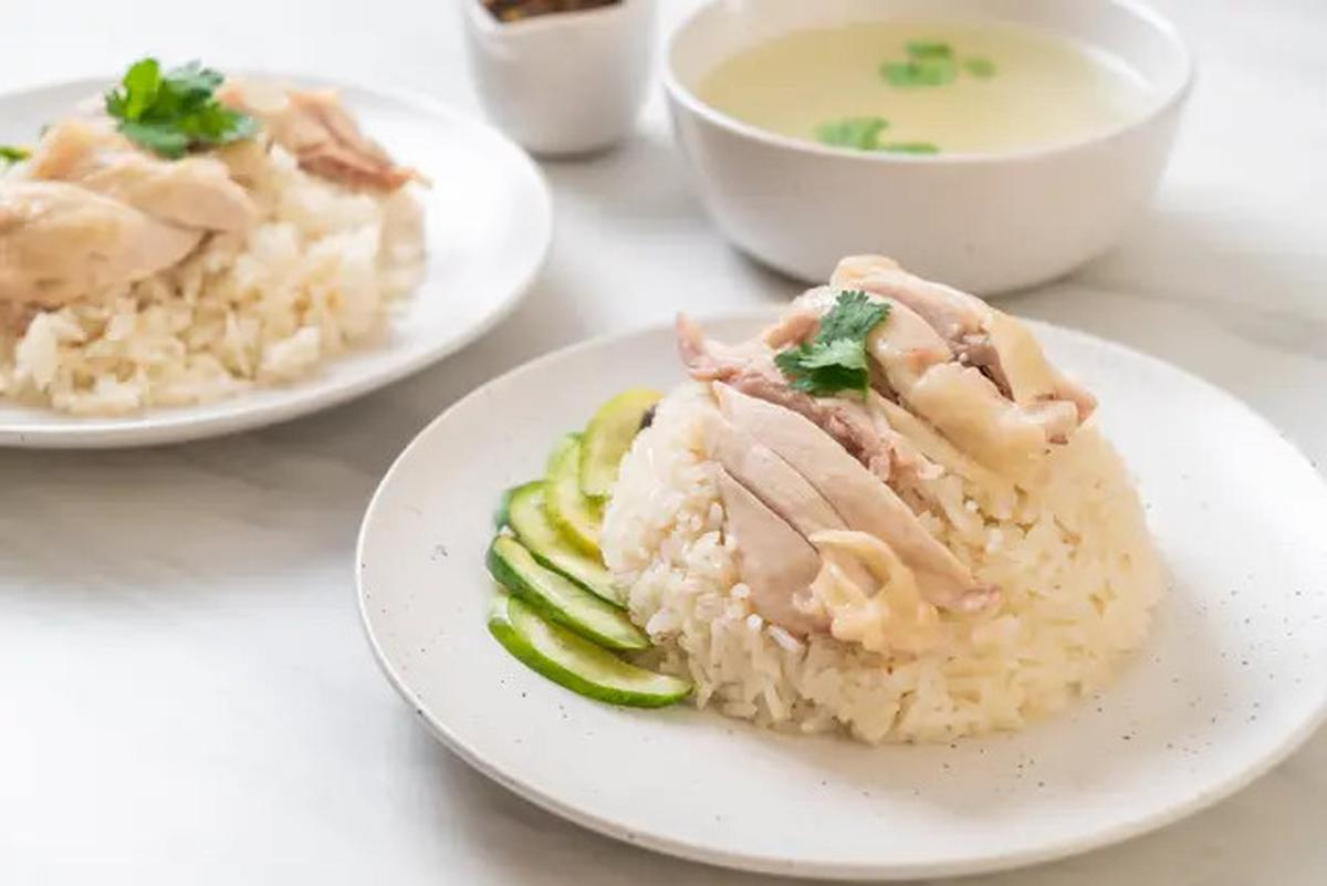 8 Resep Nasi Hainan ala Singapura, Gurih, Nagih dan Mudah Dibuat