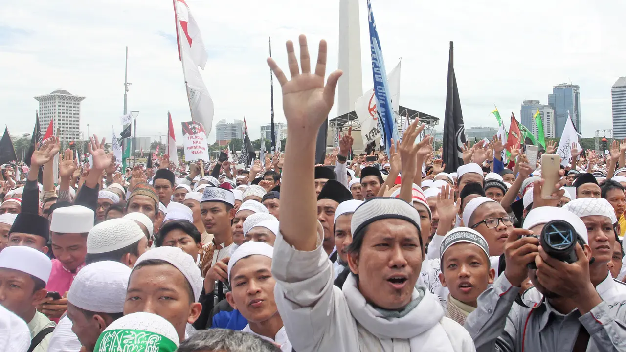Gelar Reuni Akbar 212, Jutaan Muslim Banjiri Kawasan Monas