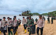 Polres Malang Bersama TNI-Pemda Bersih-bersih Balekambang, Wujudkan Wisata ASRI