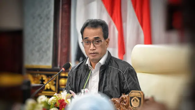 Menhub Budi Karya Sumadi menggelar Rapat Koordinasi dengan Pemerintah Daerah Sumatera Selatan mengenai Pelabuhan Palembang Baru di Tanjung Carat, Sumsel. (Dok Kemenhub)