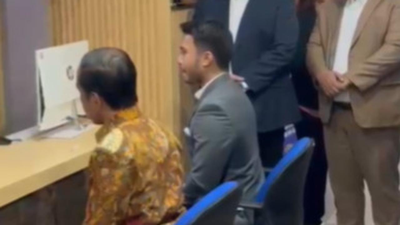 Jokowi Lapor Tuduhan Ijazah Palsu ke Polisi