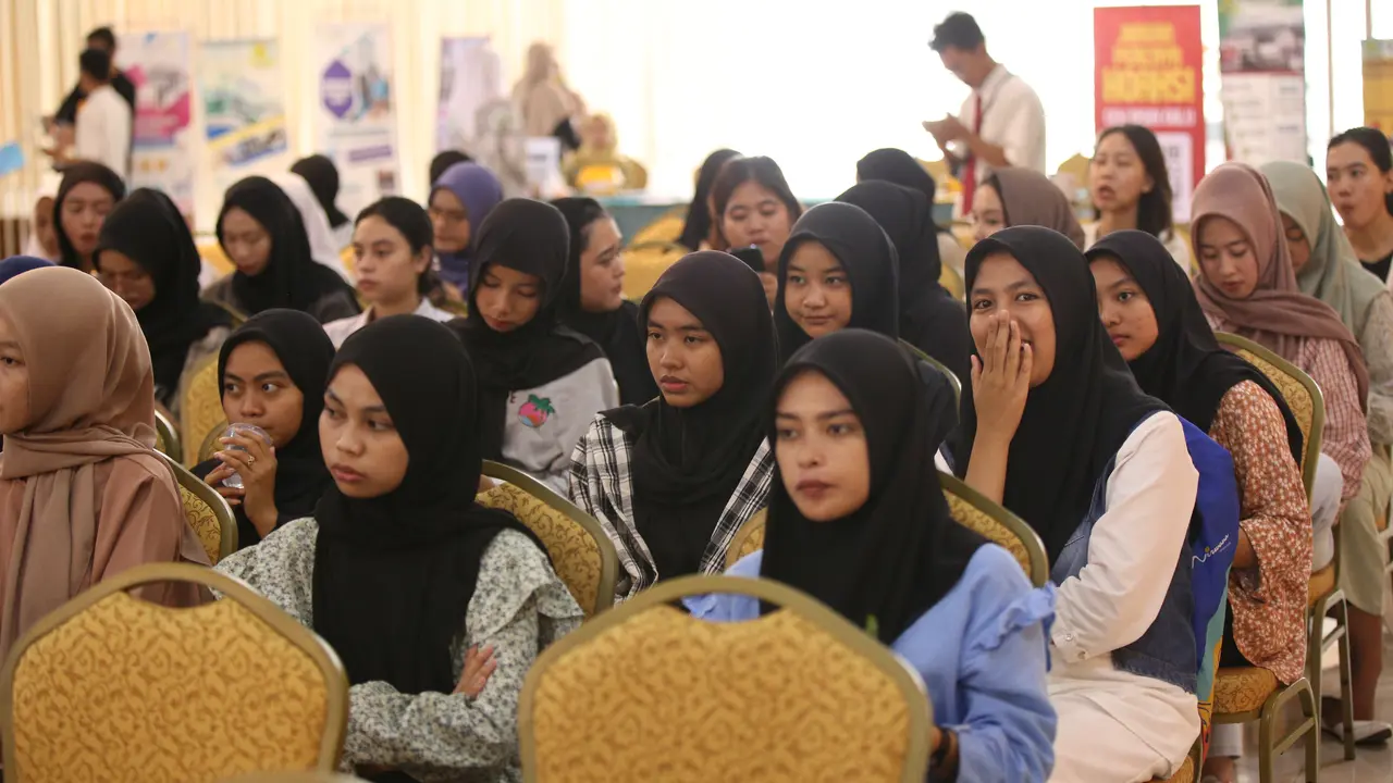 Pasal 103 PP Nomor 28/2024: Alat Kontrasepsi Hanya untuk Remaja Menikah (Liputan6.com/Gempur M. Surya)