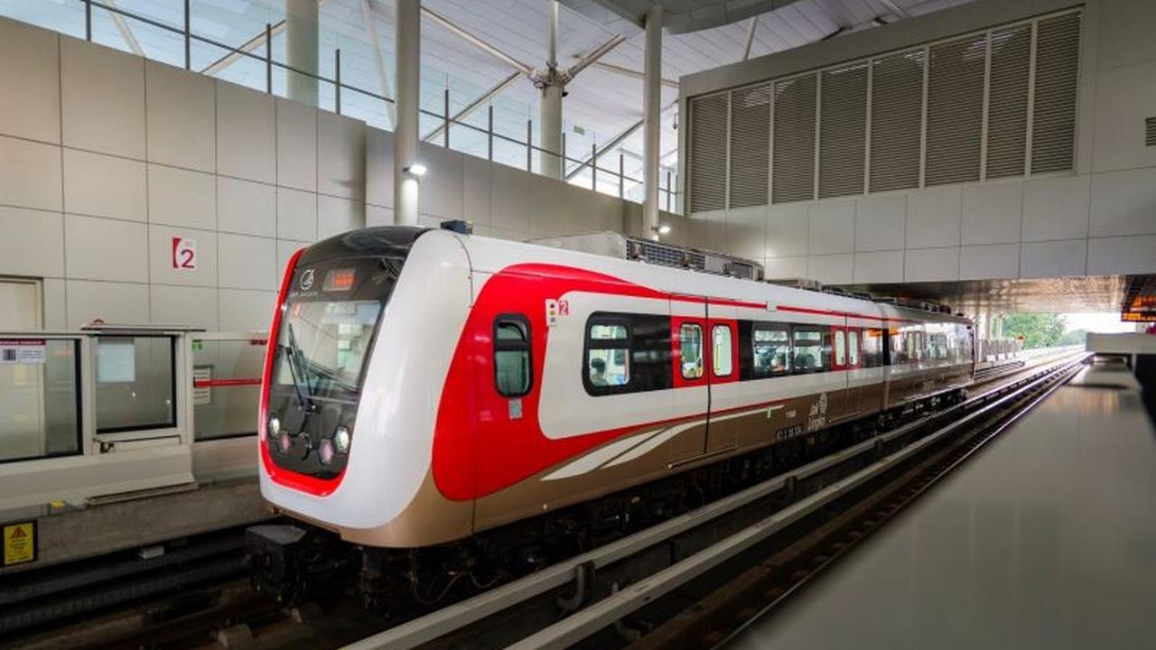 Warga Harap Perpanjangan Jalur LRT Jakarta Mudahkan Mobilitas, Progres Fase 1B Capai 89 Persen