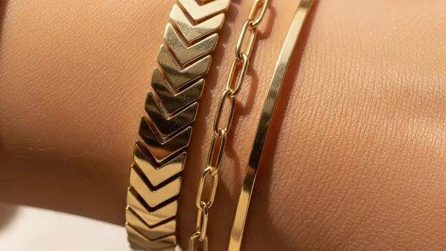 9 Model Gelang Emas Stacking Set 3 Piece, Tampil Memukau di 2026