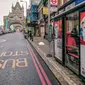 Poster Ajakan Jadi Bomber Bunuh Diri  Mejeng di Halte Bus London (Darren Cullen/Telegraph)