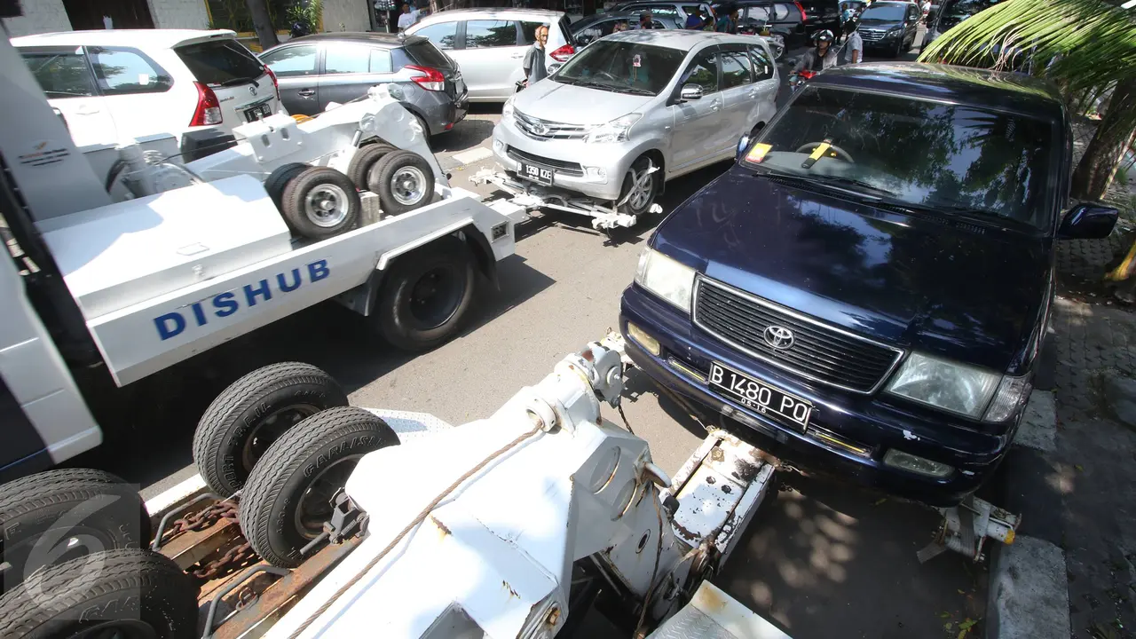 20160107-Pemprov DKI Bakal Naikkan Denda Parkir Liar Hingga Rp 3 Juta-Jakarta