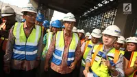 Gelengan Kepala Anies soal Rombongannya Ditilang di Puncak