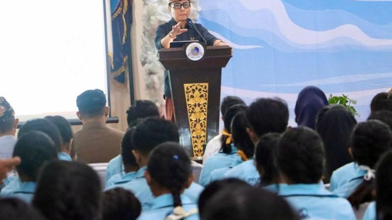 Tahukah Anda? Wawali Paparkan Strategi Pengelolaan Sampah Denpasar Berbasis Sumber kepada Ratusan Mahasiswa