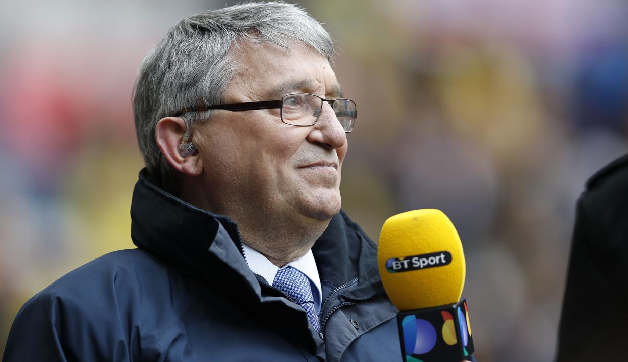 Graham Taylor lahir di Worksop, Nottinghamshire, Inggris pada tanggal 15 September 1944, klub pertama yang dilatihnya adalah Lincoln City usai pensiun sebagai pemain di klub tersebut.  (AFP/ADdrian Dennis)