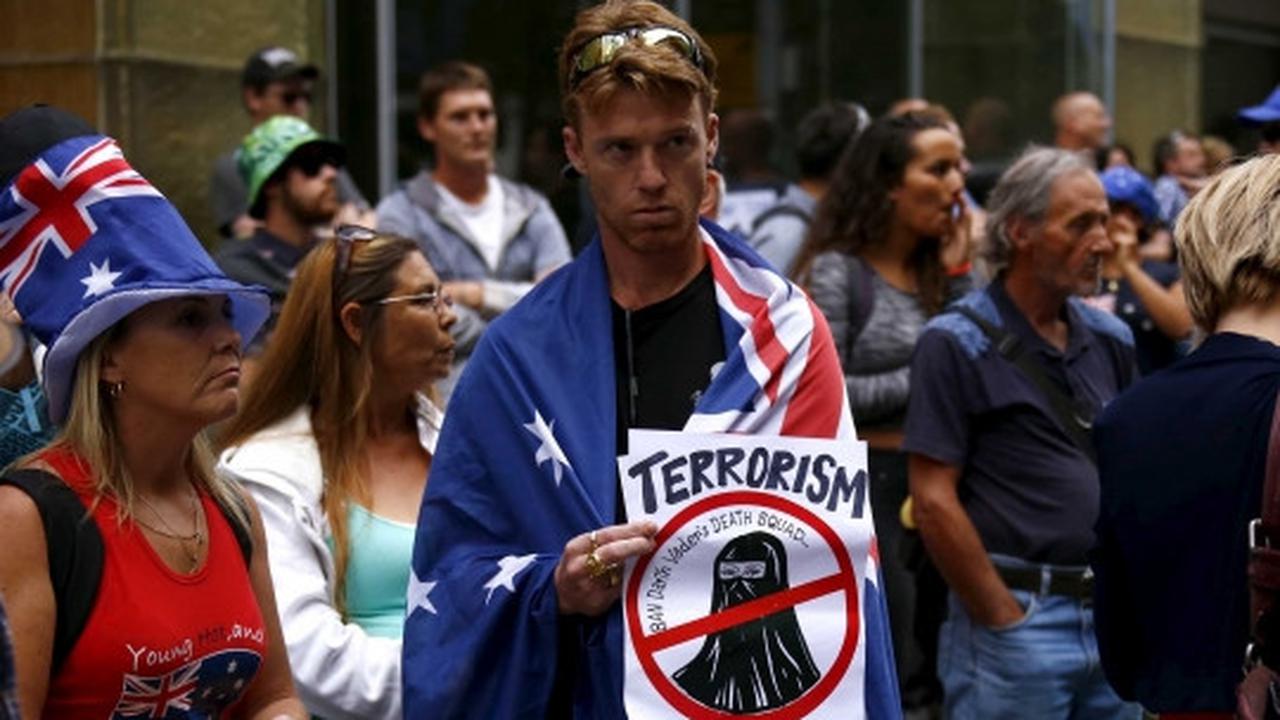 Protes teror di Paris, warga Australia gelar unjuk rasa anti-Islam