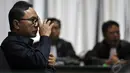 Ketua MPR, Zulkifli Hasan  saat menjadi saksi untuk sidang perkara Gulat Medali Emas Manurang, terdakwa penyuap Gubernur Riau Annas Maamun di Pengadilan Tipikor, Jakarta, Senin (5/1/2015). (Liputan6.com/Miftahul Hayat)
