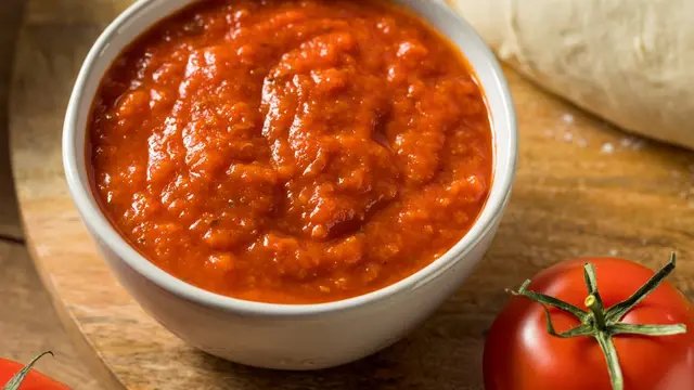 Ilustrasi sambal tomat/Shutterstock-Brent Hofacker