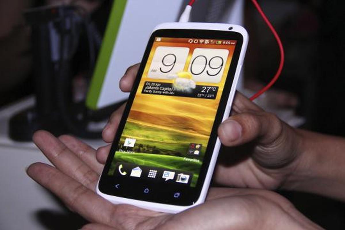 HTC One X, Smartphone Monster rasa Ice Cream Sandwich dari HTC