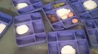 Sejumlah Kotak Makanan di Lapas Kelas II A Salemba. (Dok. Instagram @jadatabek.info)