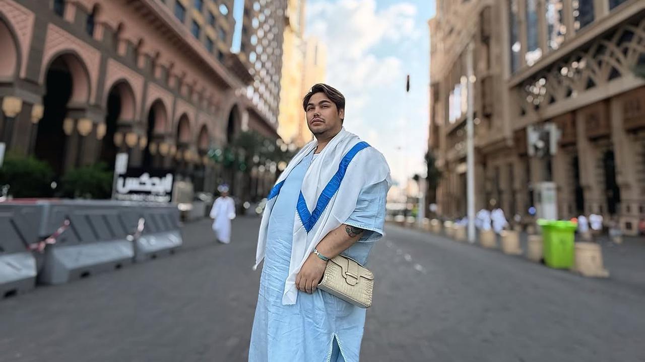 Potret Ivan Gunawan Ajak Karyawan Ikut Umroh, Ungkap Sebagai Perjalanan Spiritual Penuh Berkah