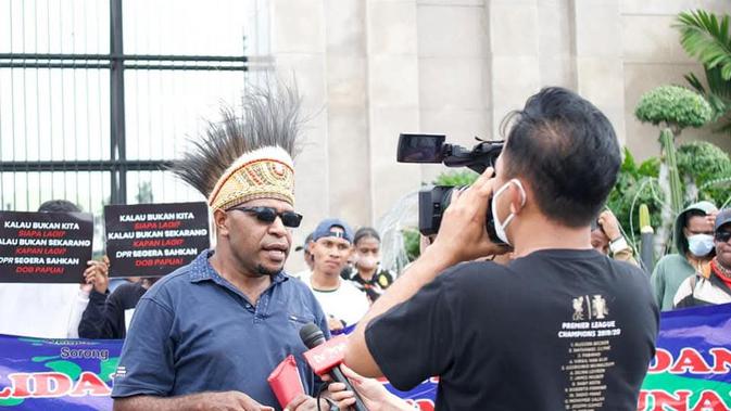 Prabowo Fokus Papua, Charles Kossay Tegaskan Komitmen Nyata, Bukan Janji Belaka