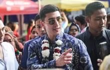 Rogoh Kocek Pribadi Rp100 Juta, Verrell Bramasta Bagikan Uang Untuk UMKM dan Seniman