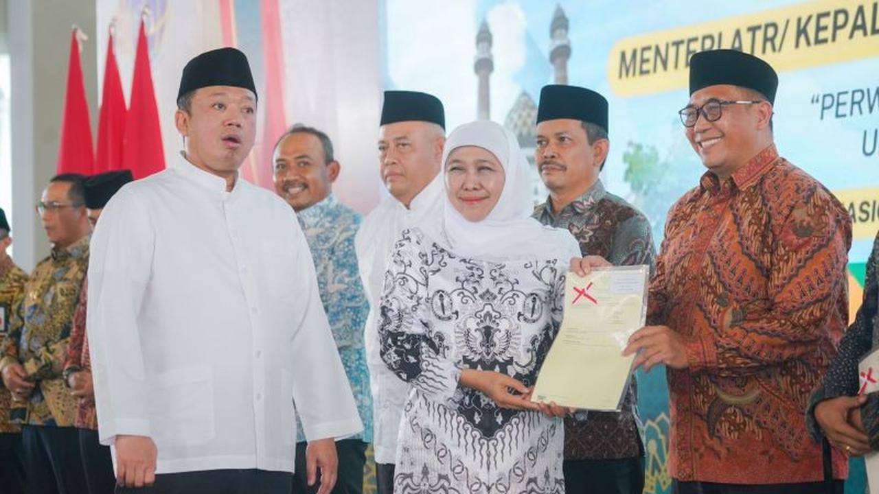 Khofifah: Sertifikasi Tanah Wakaf di Jatim Tekan Konflik Agraria dan Perkuat Kepastian Hukum