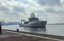 FOTO: KRI Canopus 936 Sandar di Lagos Perkuat Diplomasi Maritim
