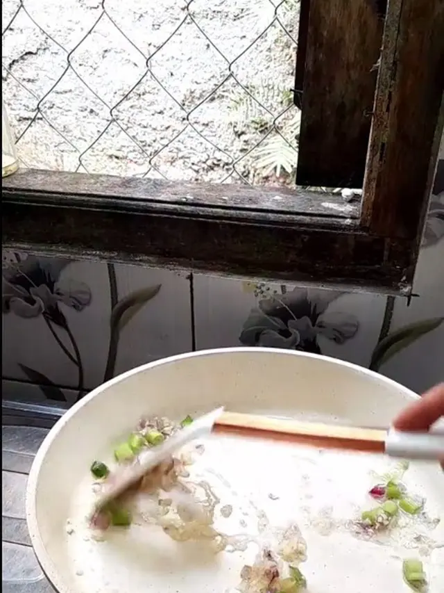 Tidak Perlu Direbus, Ini Cara Goreng Bihun Agar Kenyal dan TIdak Mudah Putus