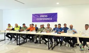 Konferensi pers kecelakaan pesawat ATR 42-500 di wilayah Kabupaten Maros, Sulawesi Selatan (Fauzan/Liputan6.com)