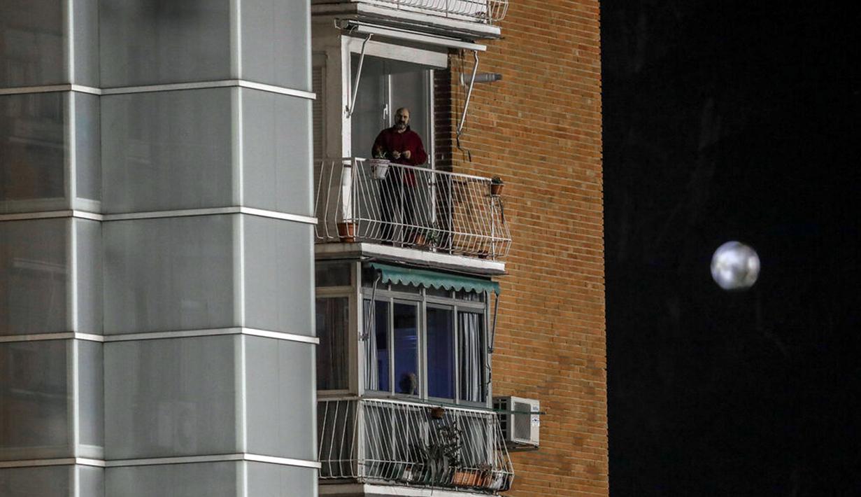 FOTO: Barcelona Susah Payah Rebut Tiket Perempat Final ...