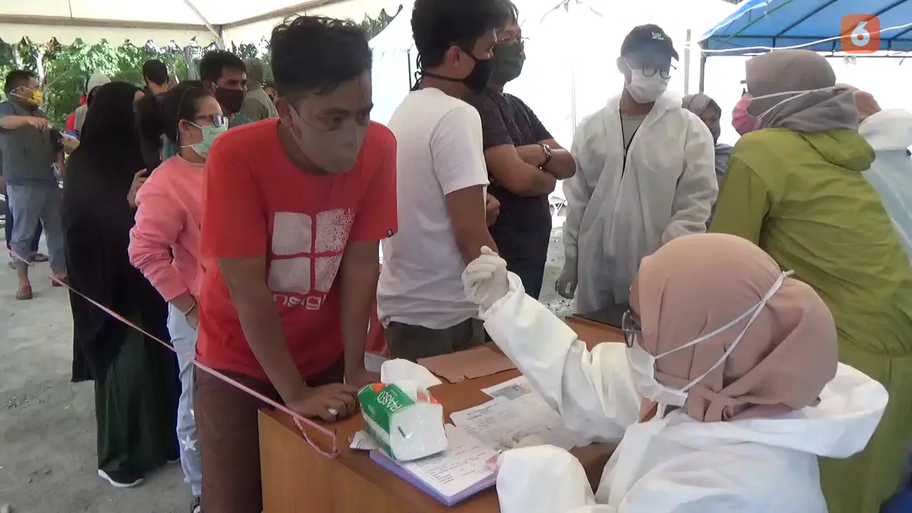 pemeriksaan terhadap warga melintasi perbatasan Palu