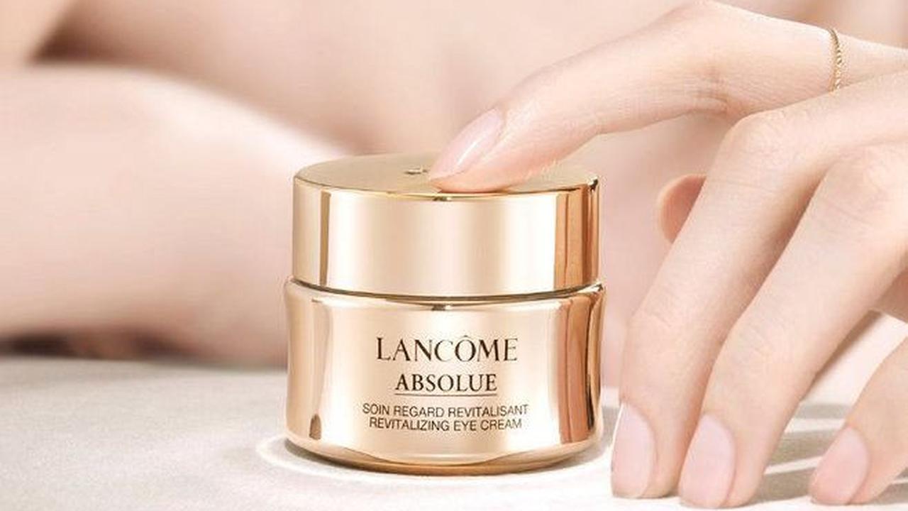 <b>Skincare dengan Kandungan Pelembab</b>