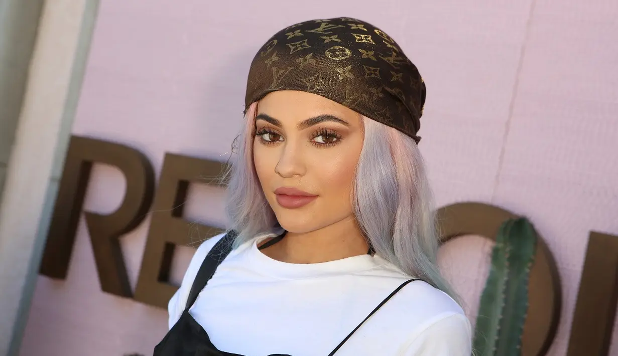 Pada tahun 2016, Kylie Jenner adalah pengguna dengan viewers terbanyak. (Ari Perilstein/Getty Images)