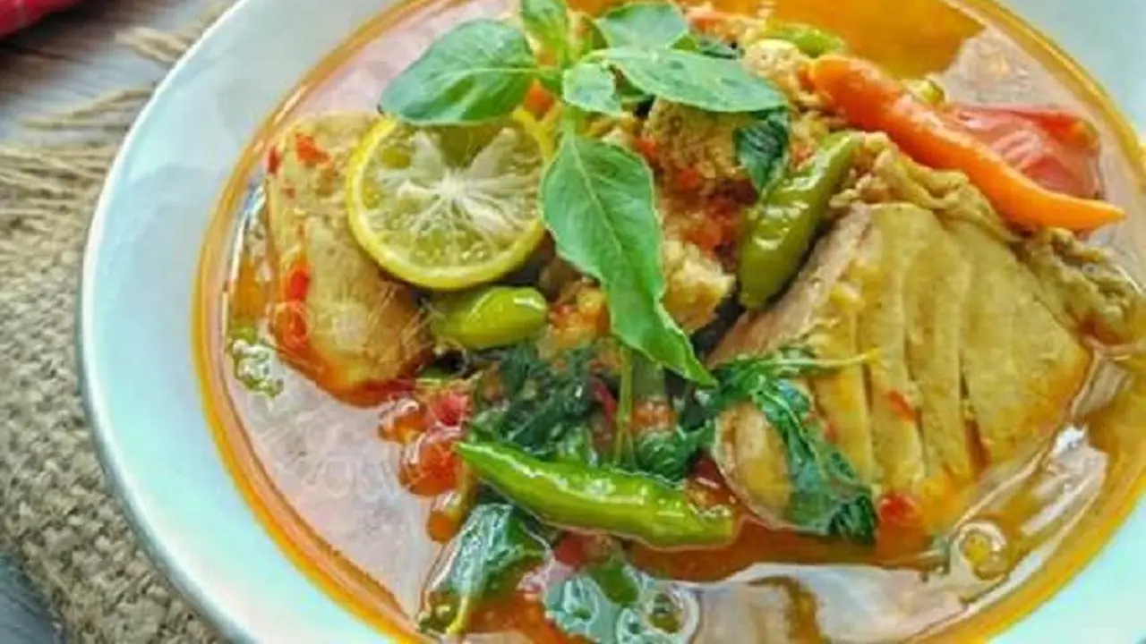 Ikan Pallumara cocok buat mereka yang menderita sakit demam (Liputan6.com/ Eka Hakim)