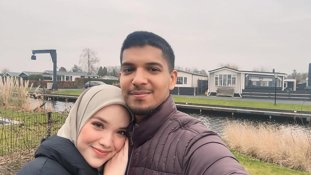 Jarang Tersorot, Ini Potret Harmonis dan Romantis Yusuf Sungkar dan sang Istri Dhea Natasya
