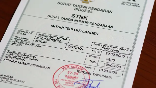 Pajak Outlander 2012