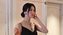 Kembali jadi princess, rambut Song Hye Kyo ditata dengan gaya low bun dan poni panjang [instagram/kyo1122]