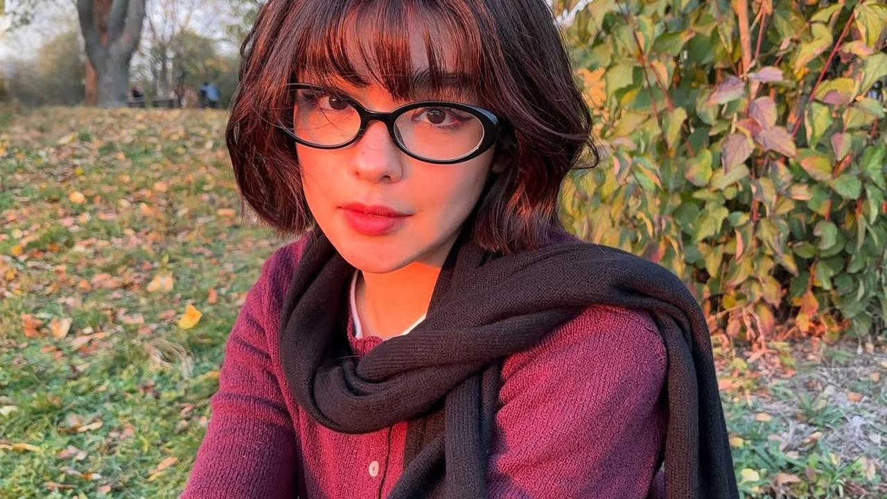 Potret Cantik Andrea Brillantes Pakai Kacamata, Auranya Langsung Beda dengan Pesona Memikat