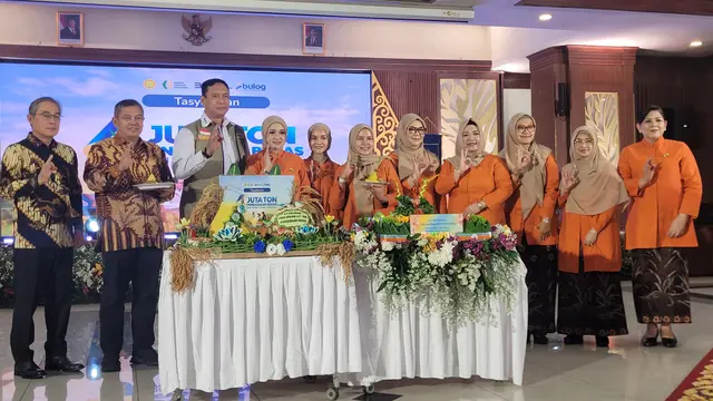 Direktur Utama Perum Bulog Ahmad Rizal Ramdhani. (Liputan6.com/Drey)