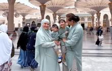 Potret Roger Danuarta dan Cut Meyriska Umrah ke Tanah Suci, Ajak Shaquille dan Jourell