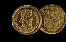 Arkeolog Temukan 141 Koin Emas Berusia 1.600 Tahun, Bergambar Sembilan Kaisar Romawi