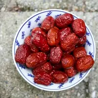 Sering dikonsumsi saat puasa, ini lima manfaat makan kurma bagi kesehatan. (Foto: Unsplash)