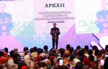 Kenakan Noken & Topi Khas Papua, Jokowi Didampingi Iriana Hadiri Puncak Hari Anak Nasional