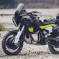 Husqvarna Norden 901. (Ride Apart)