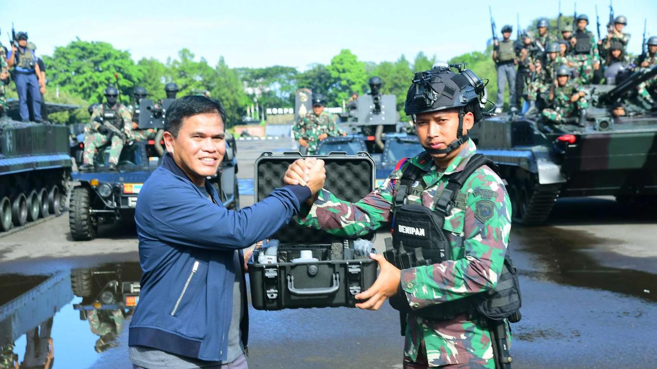 FOTO: Kasal Sidak Kesiapan Operasional Marinir di Hari libur