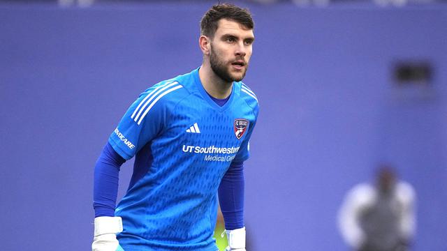 Foto: Mengenal Maarten Paes, Calon Kiper Naturalisasi Indonesia yang Buat Lionel Messi Geleng-geleng Kepala