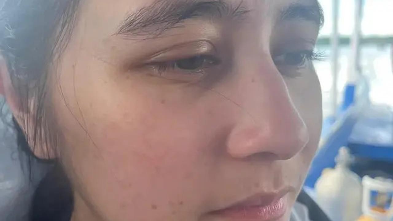 6 Tampilan Wajah Prilly Latuconsina Tanpa Makeup Perlihatkan Freckless saat Diving Date Bersama Omara, Romantis Berpelukan di Bawah Laut