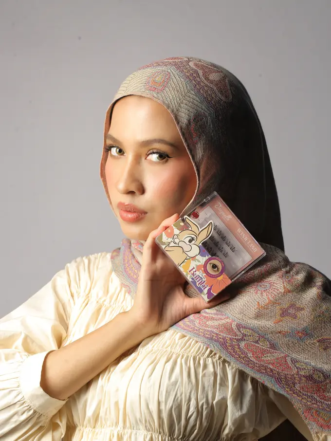 Tren Cluster Lashes Lagi Naik Daun, Ini Cara Paling Praktis Bikin Mata Lentik dan Bervolume Tanpa Ribet