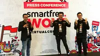 Pengumuman konser virtual Smartfren Wow oleh Direktur Indonesia Entertainment Group (IEG) Indra Yudhistira (kiri), Deputy CEO Smartfren Djoko Tata Ibrahim, Chief Brand Officer Smartfren Roberto Saputra (Foto: Smartfren Indonesia)