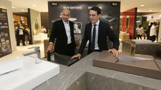 Tampil dengan Desain Elegan, Roca Hadir di IndoBuildTech Expo