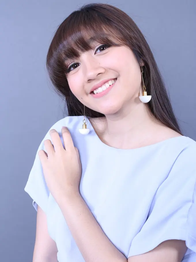 [Bintang] Febby Blink