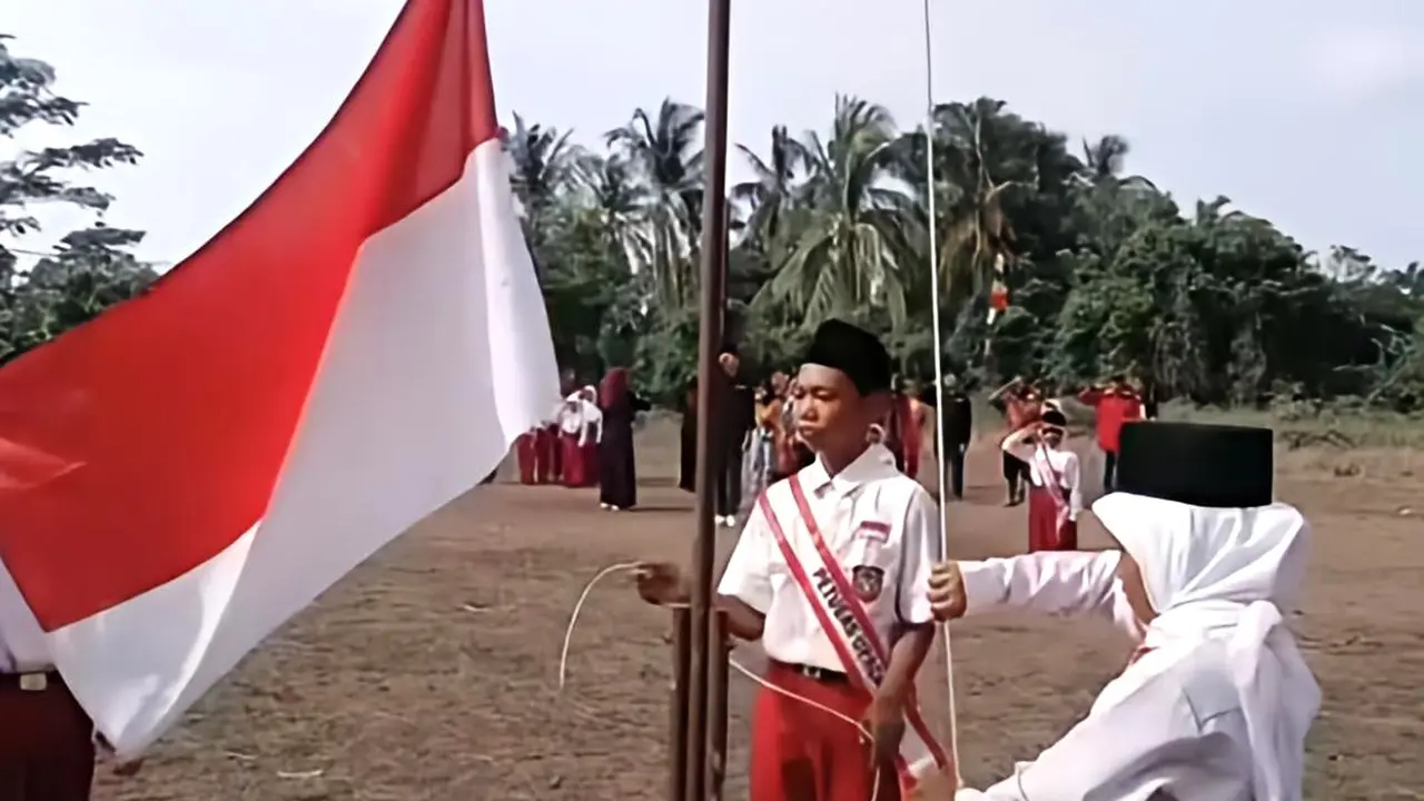 Dulu Gelap Gurita, Asa Kini Menyala di Dusun Saluran Banyuasin Sumsel