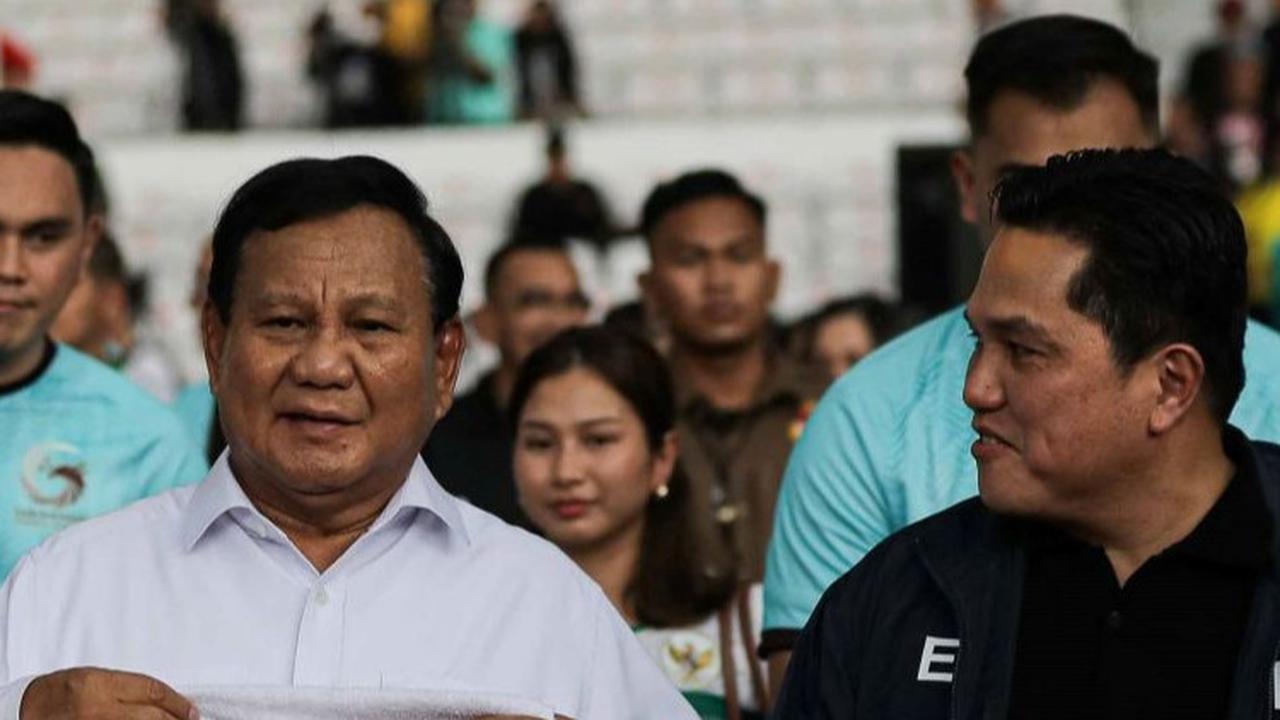 FOTO: Momen Prabowo Subianto Didampingi Erick Thohir Teken Kerjasama dengan Akademi Sepakbola untuk Melahirkan Atlet Muda Lokal Berprestasi