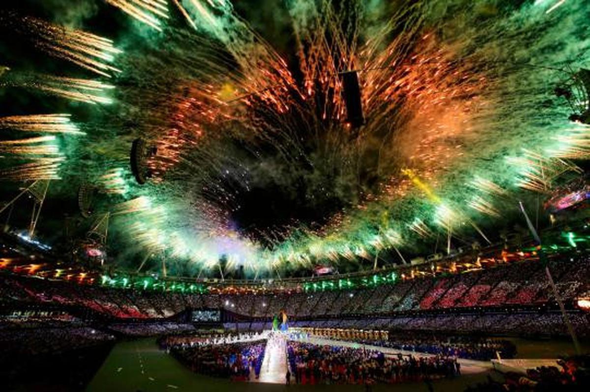 Kembang api meriahkan penutupan Olimpiade